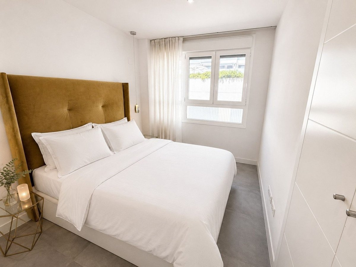 3 Bed Middle Floor Apartment in La Cala de Mijas