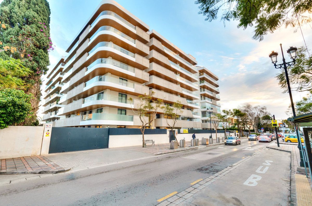 2 Bed Ground Floor Apartment in Fuengirola