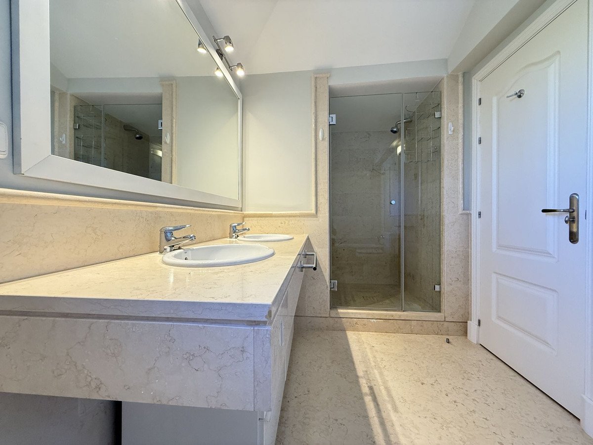 3 Bed Penthouse Duplex in Benahavís