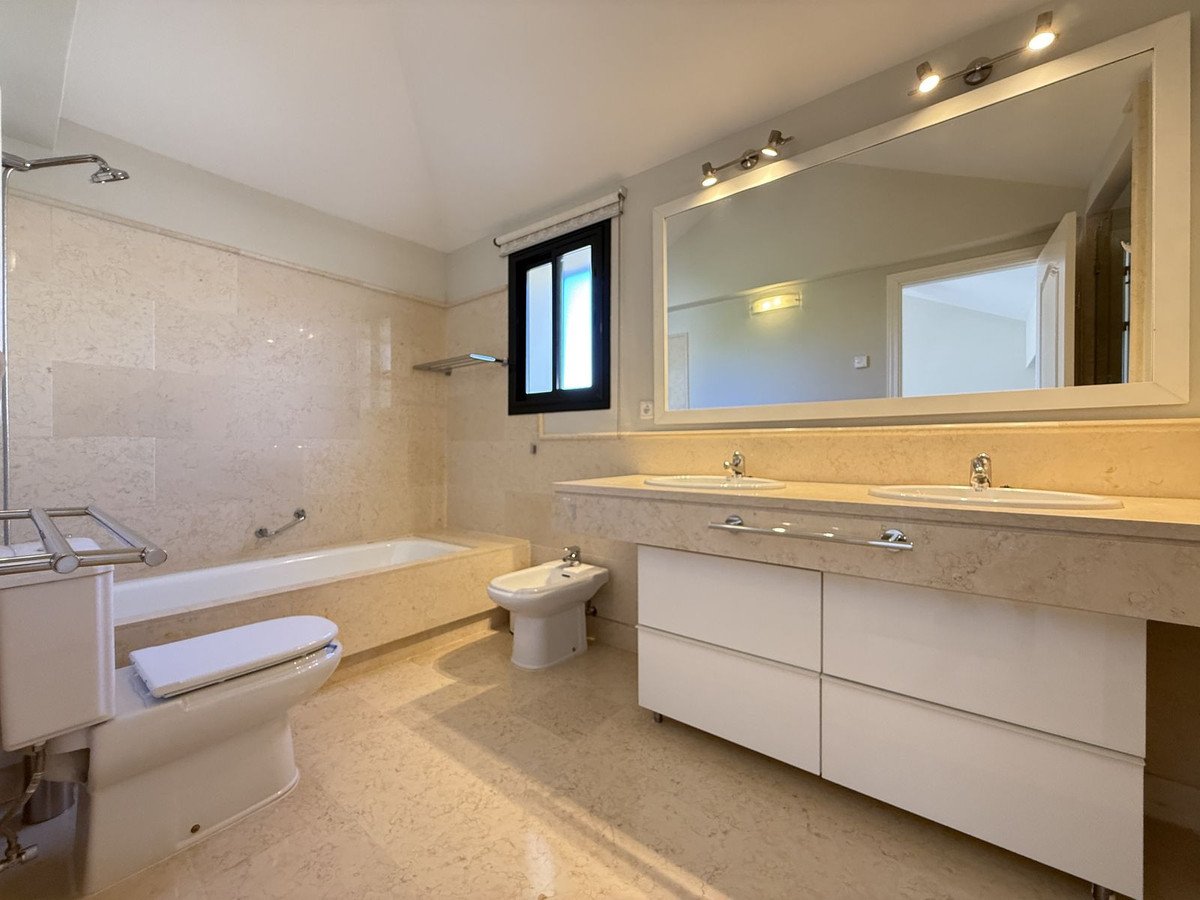 3 Bed Penthouse Duplex in Benahavís