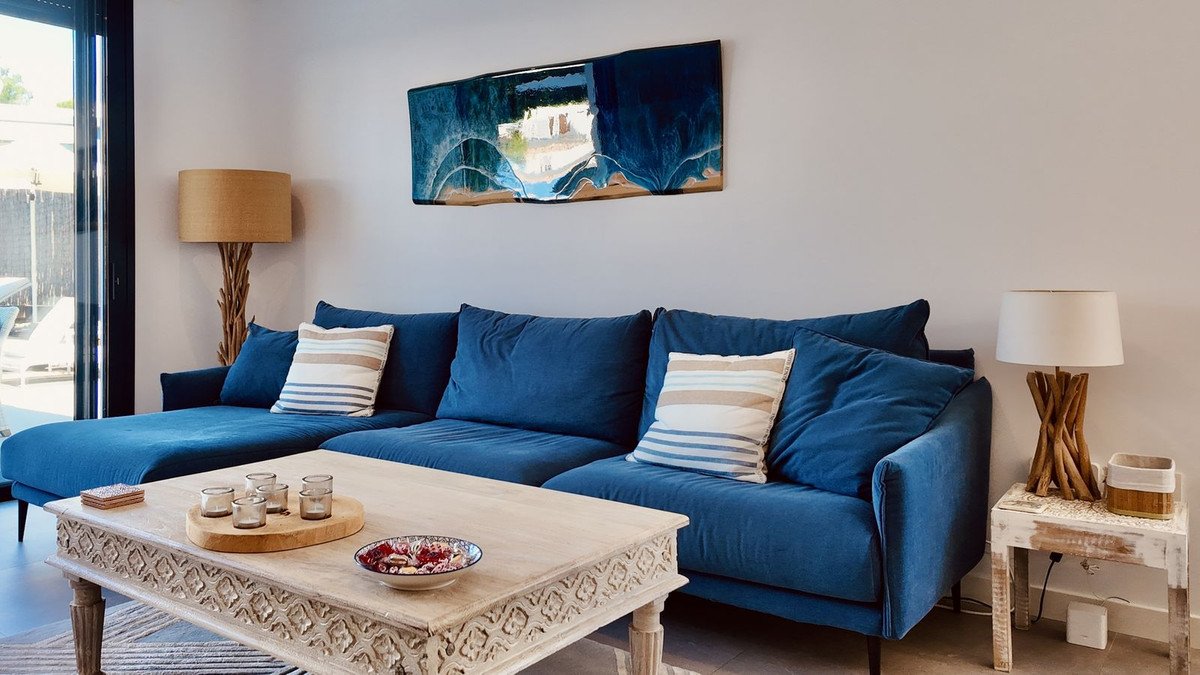 4 Bed Semi-Detached House in New Golden Mile