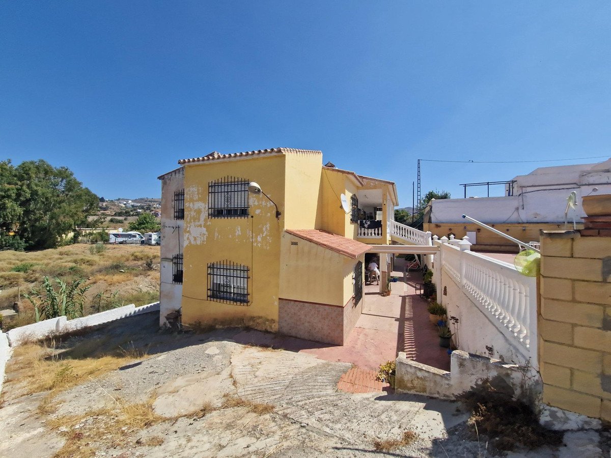 12 Bed Detached Villa in Rincón de la Victoria