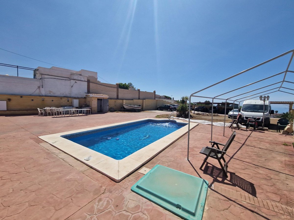 12 Bed Detached Villa in Rincón de la Victoria