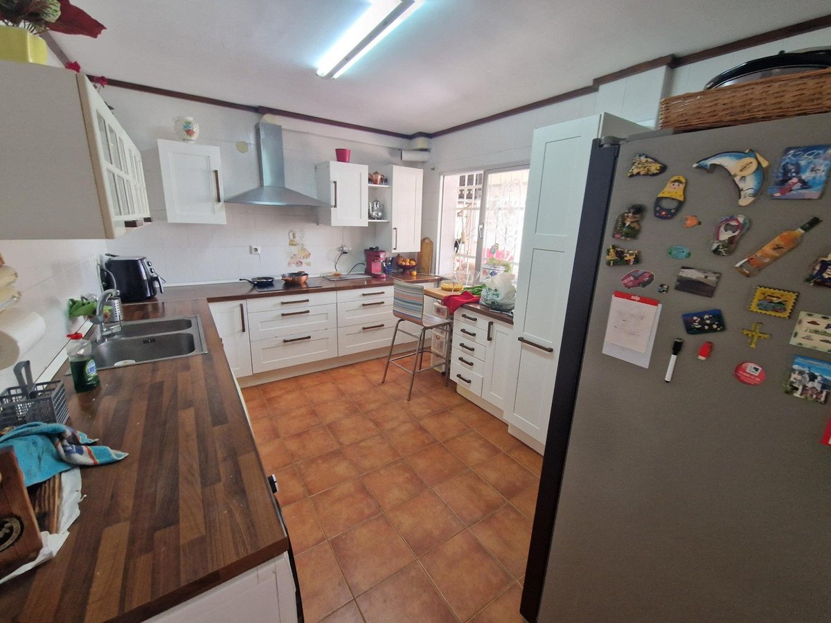 12 Bed Detached Villa in Rincón de la Victoria