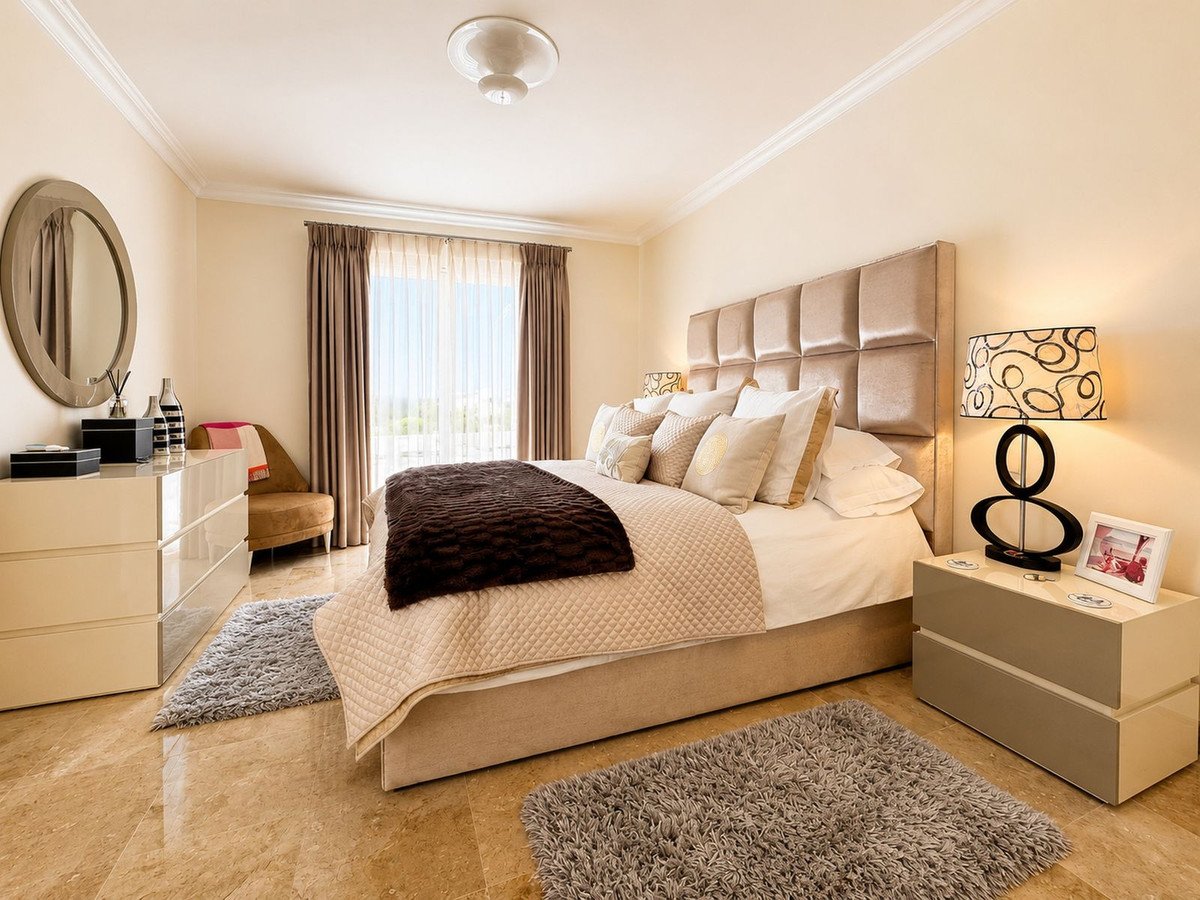 3 Bed Middle Floor Apartment in Los Flamingos