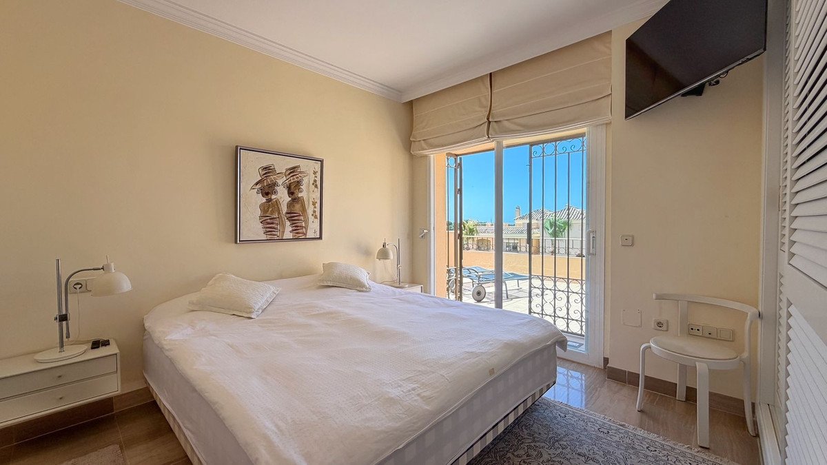 4 Bed Penthouse Duplex in Elviria