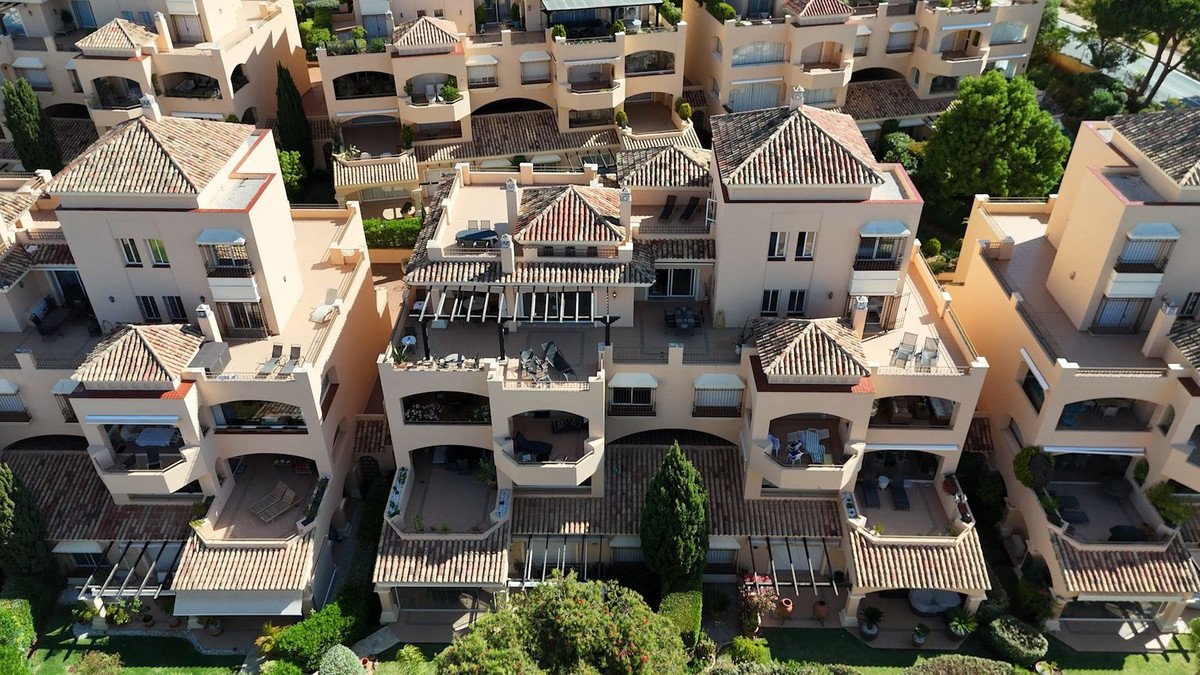 4 Bed Penthouse Duplex in Elviria