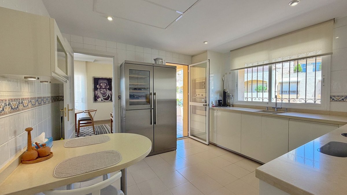 4 Bed Penthouse Duplex in Elviria