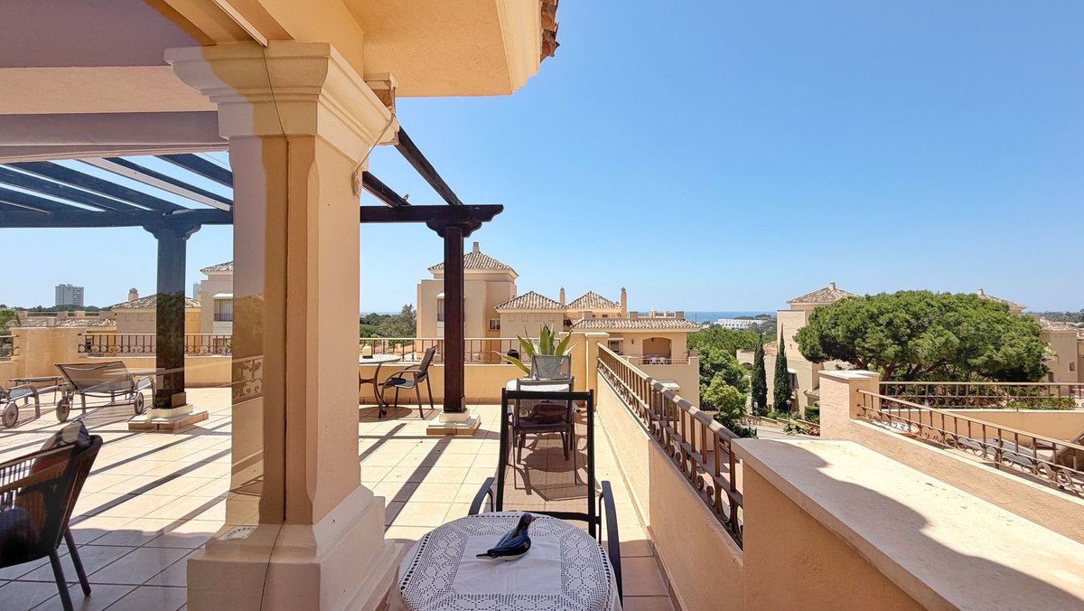 4 Bed Penthouse Duplex in Elviria