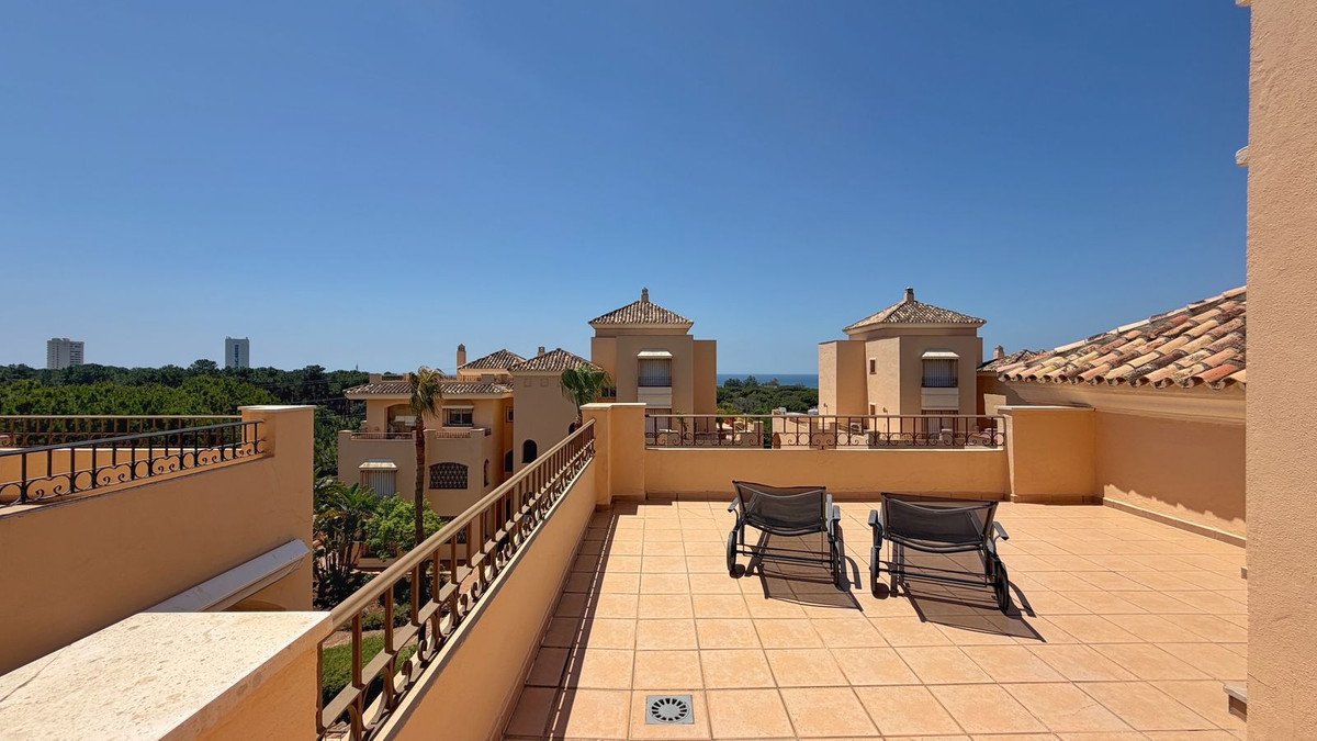 4 Bed Penthouse Duplex in Elviria