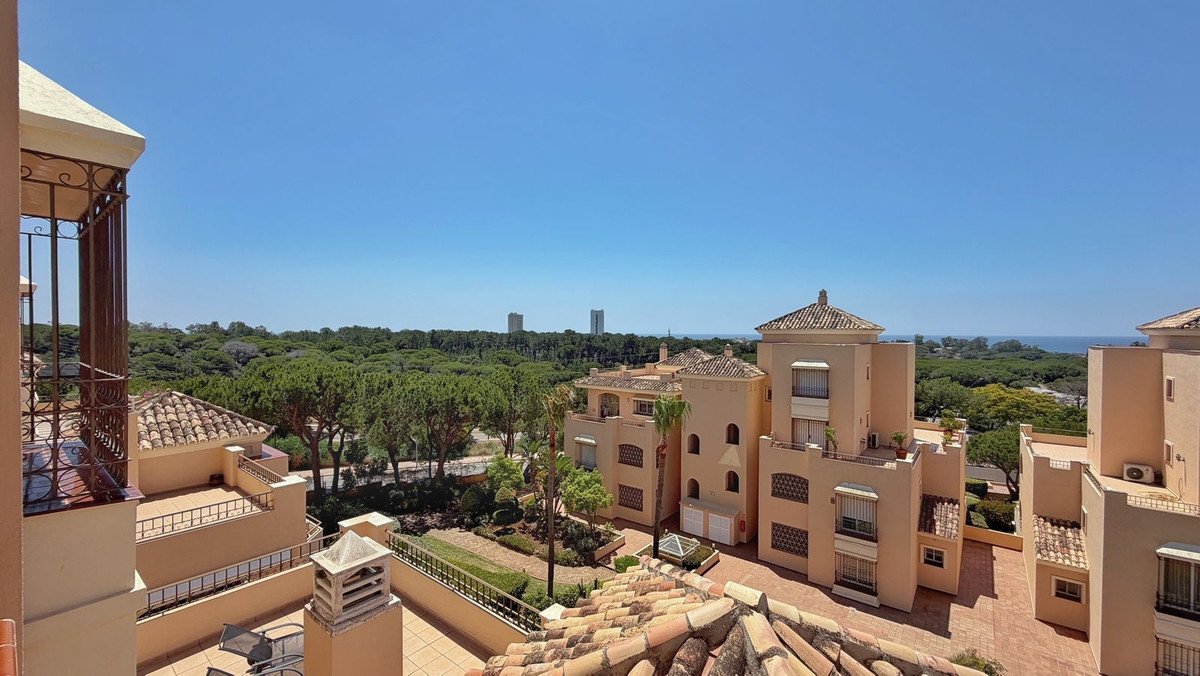 4 Bed Penthouse Duplex in Elviria