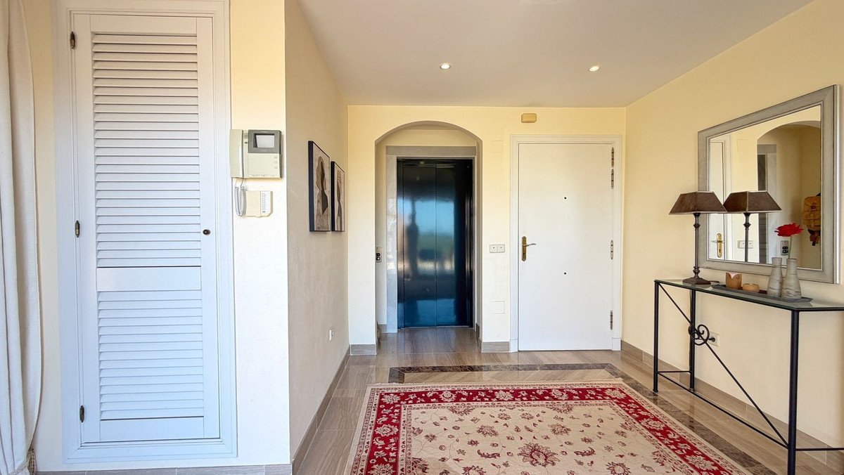 4 Bed Penthouse Duplex in Elviria