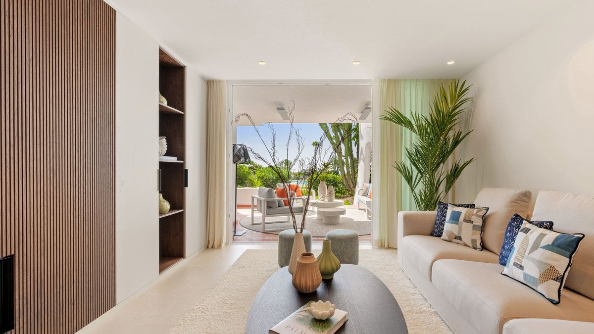 3 Bed Ground Floor Apartment in Estepona