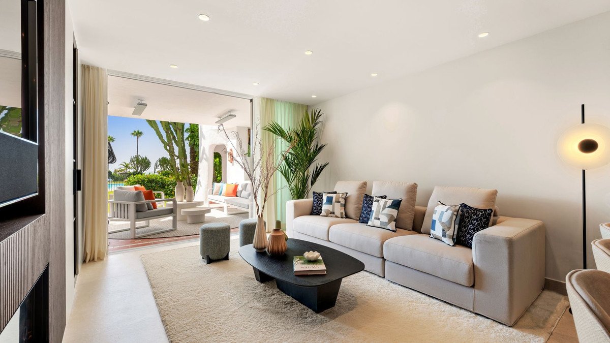 3 Bed Ground Floor Apartment in Estepona