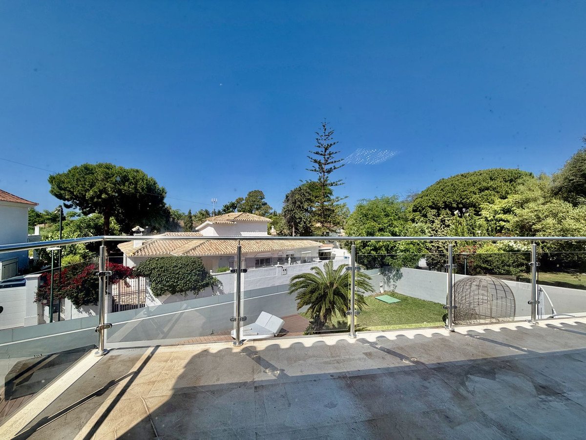 4 Bed Detached Villa in Cabopino