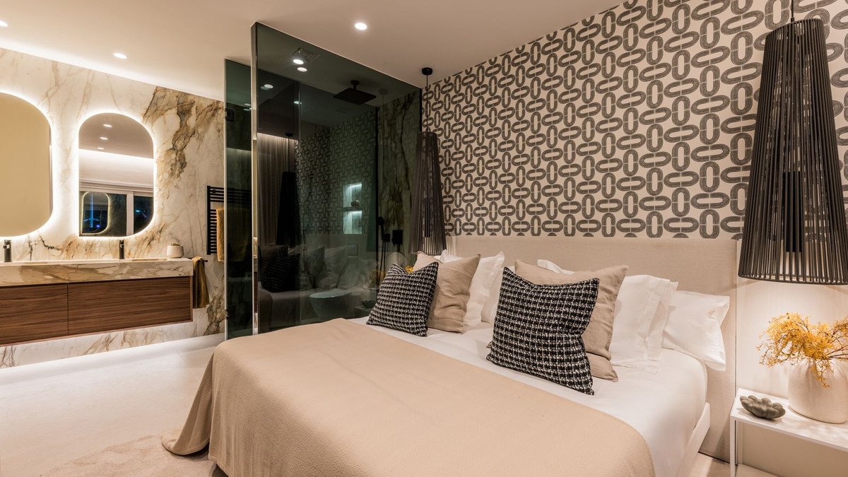 3 Bed Ground Floor Apartment in New Golden Mile