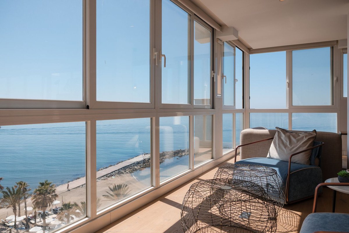 4 Bed Middle Floor Apartment in Marbella