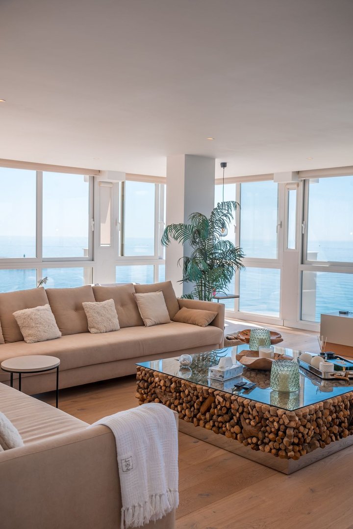 4 Bed Middle Floor Apartment in Marbella