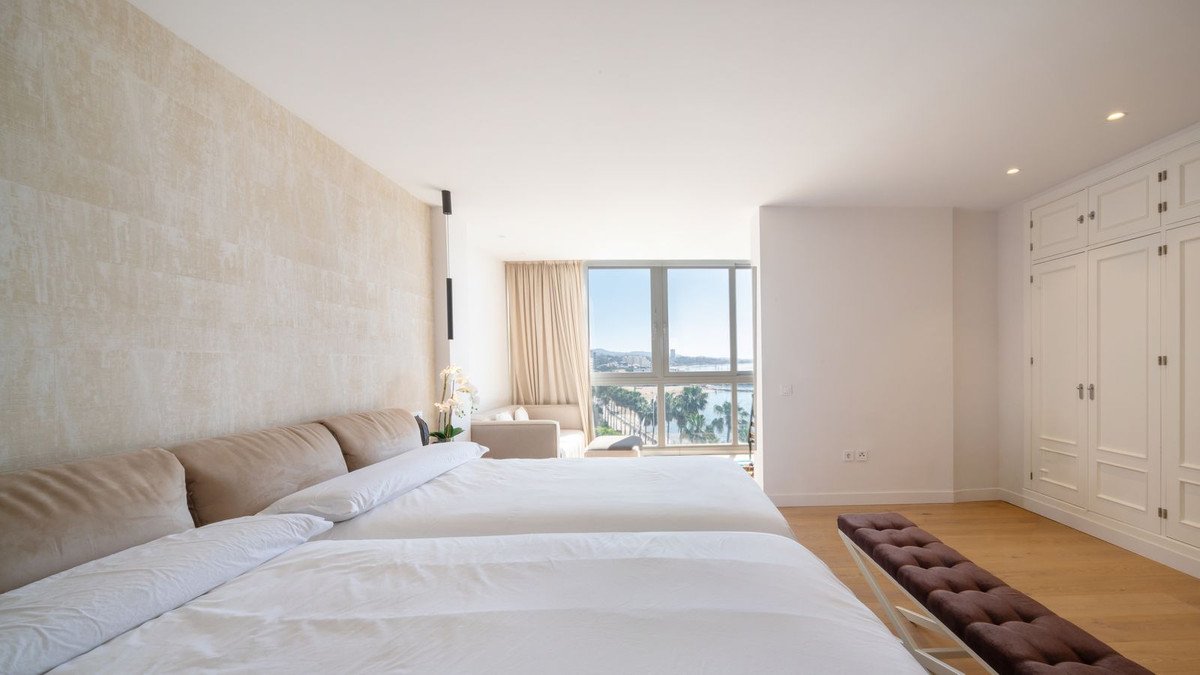 4 Bed Middle Floor Apartment in Marbella