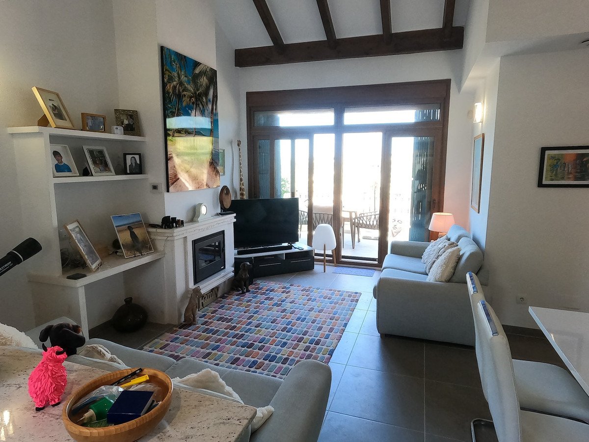 2 Bed Ground Floor Apartment in La Finca Golf