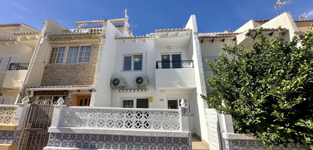 3 Bed Townhouse in Torrevieja