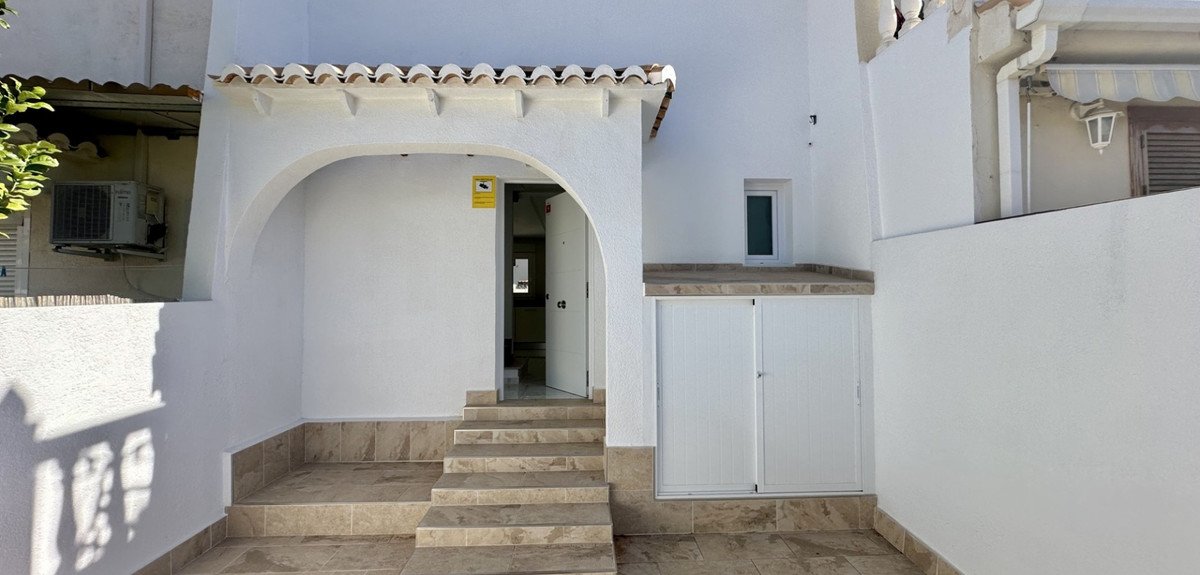 3 Bed Townhouse in Torrevieja