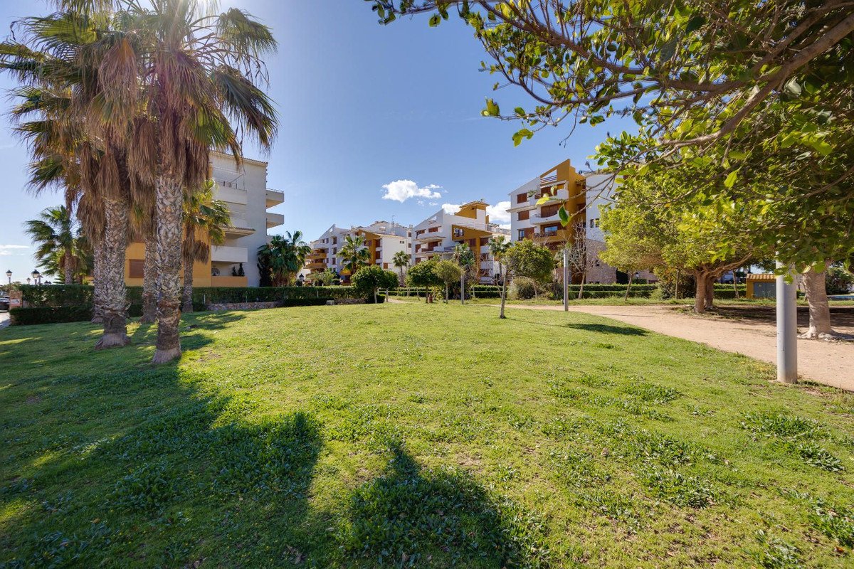 2 Bed Ground Floor Apartment in Punta Prima