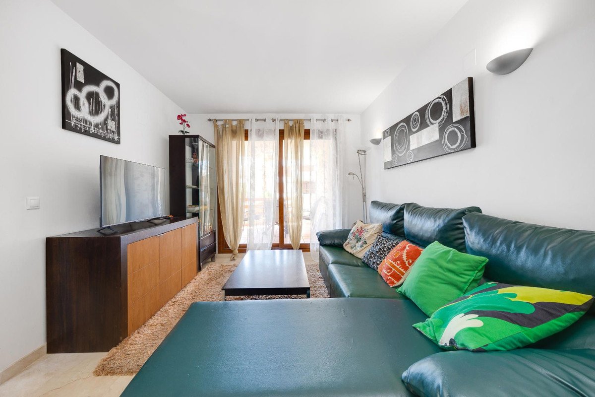 2 Bed Ground Floor Apartment in Punta Prima