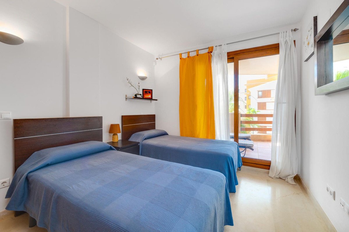 2 Bed Ground Floor Apartment in Punta Prima