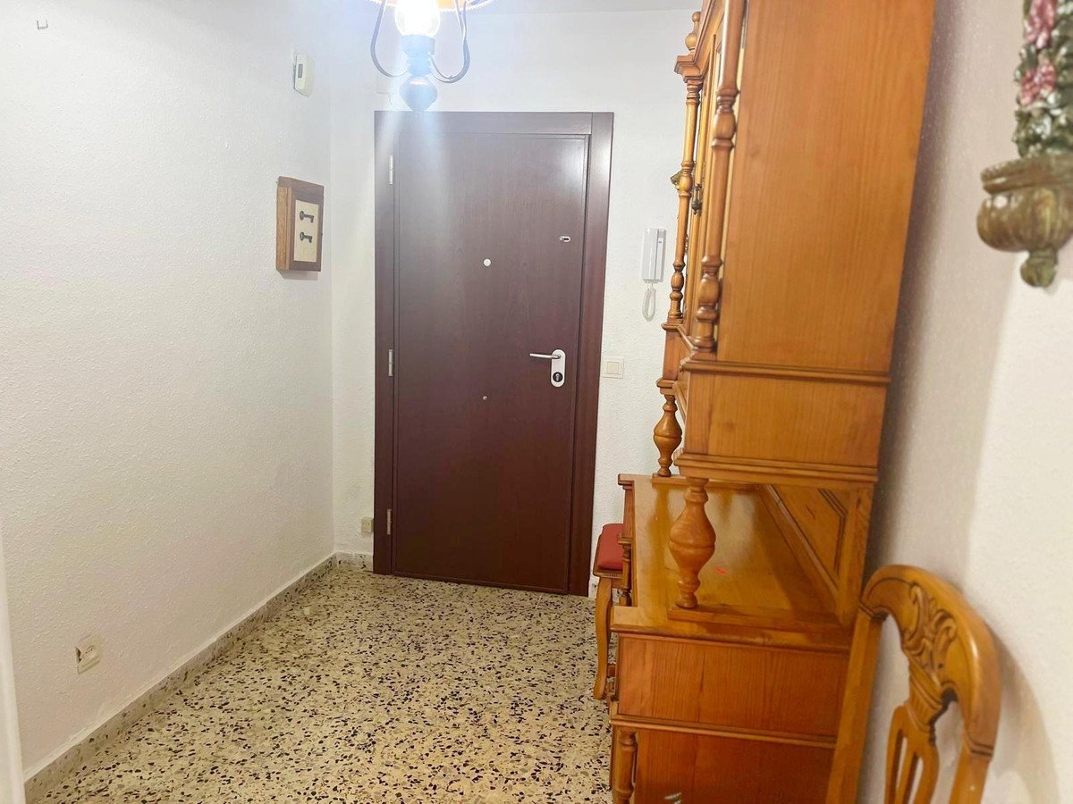 2 Bed Middle Floor Apartment in La Cala del Moral