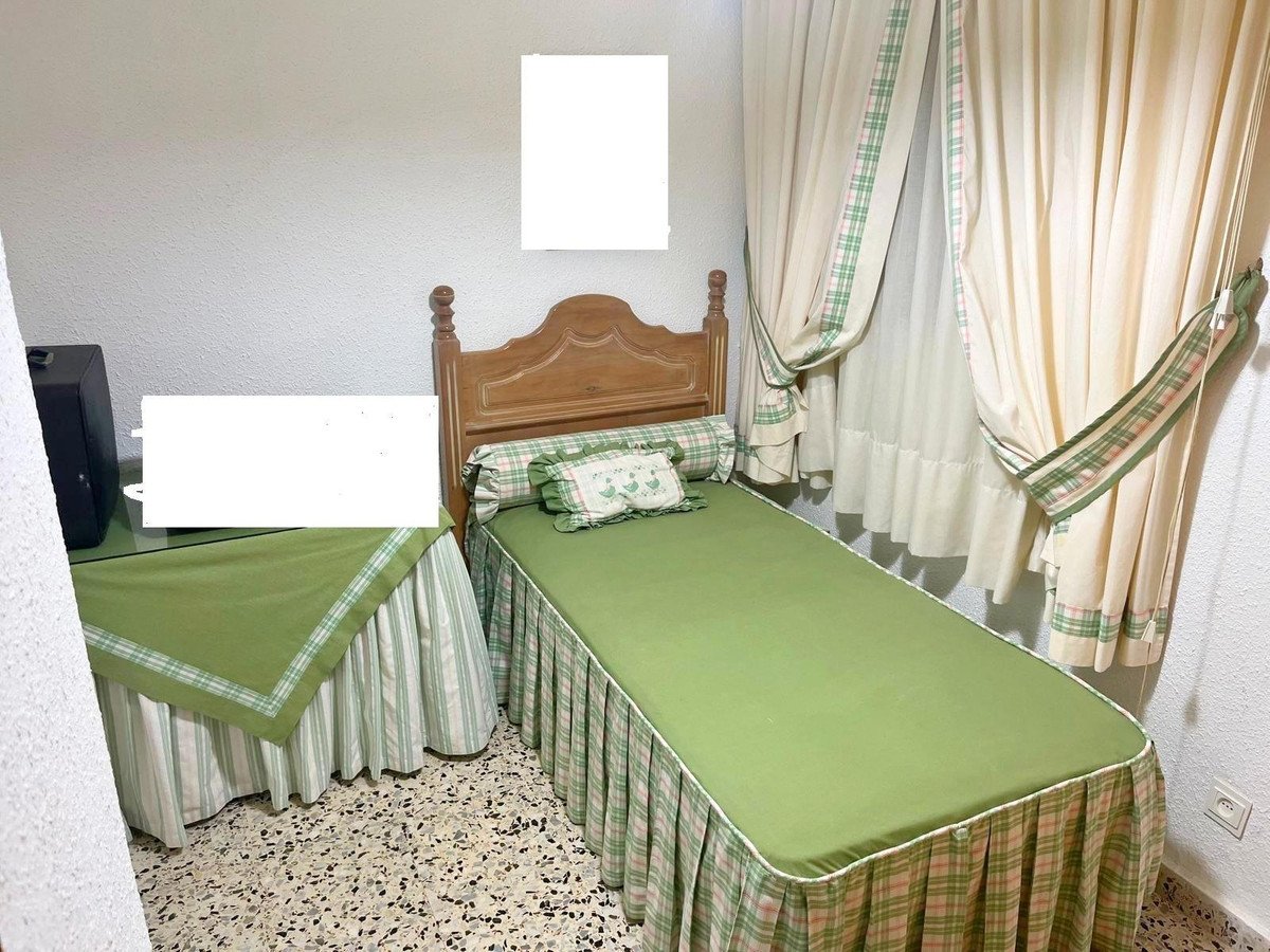 2 Bed Middle Floor Apartment in La Cala del Moral
