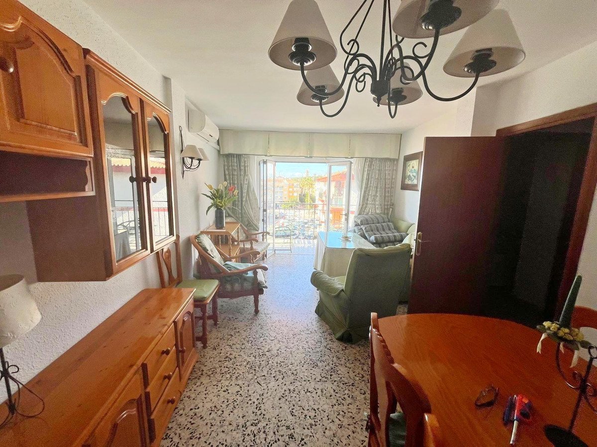 2 Bed Middle Floor Apartment in La Cala del Moral