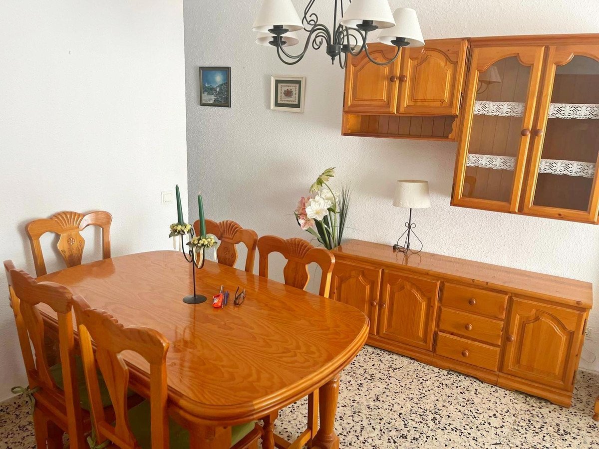 2 Bed Middle Floor Apartment in La Cala del Moral