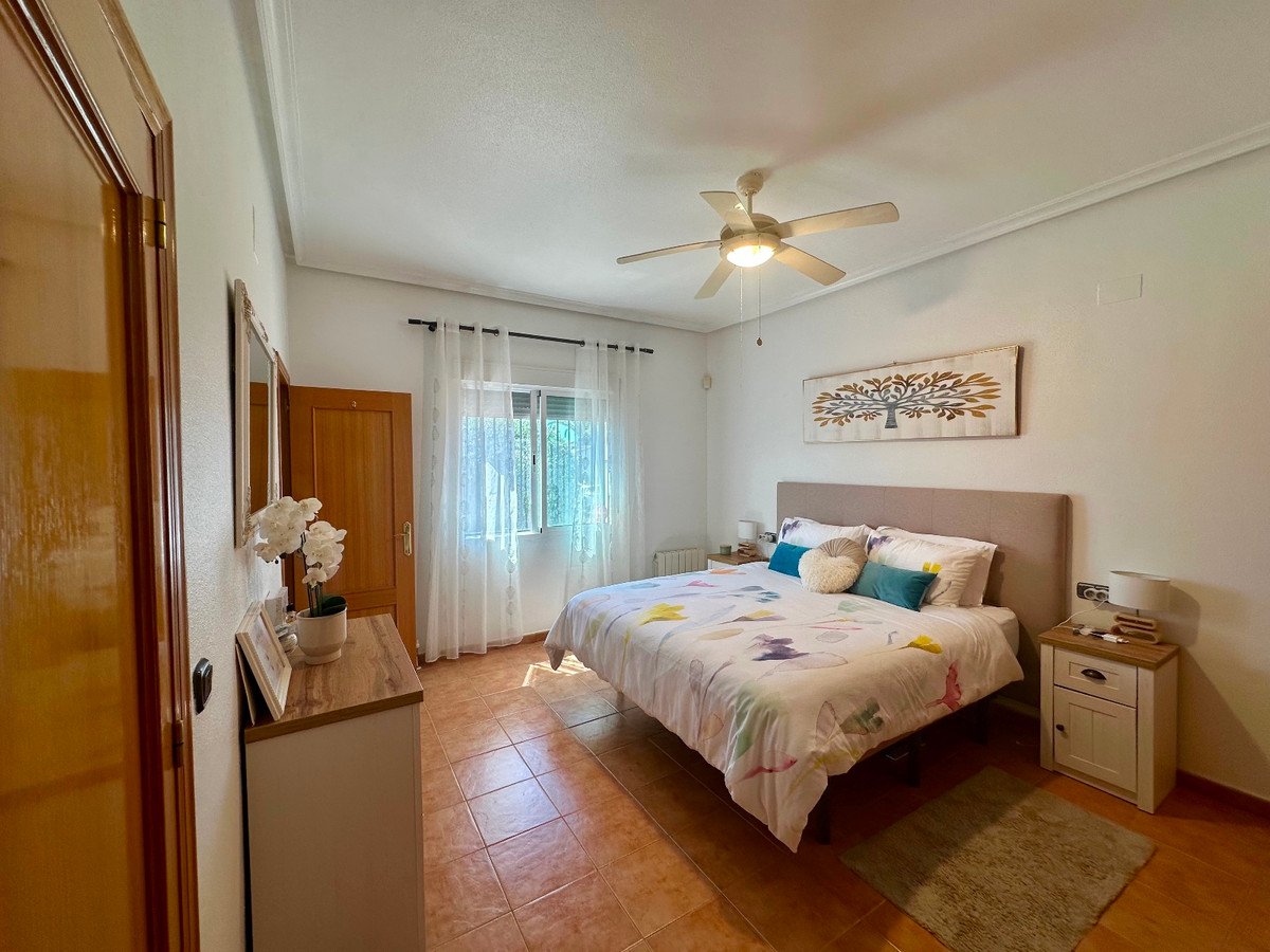 3 Bed Detached Villa in Catral