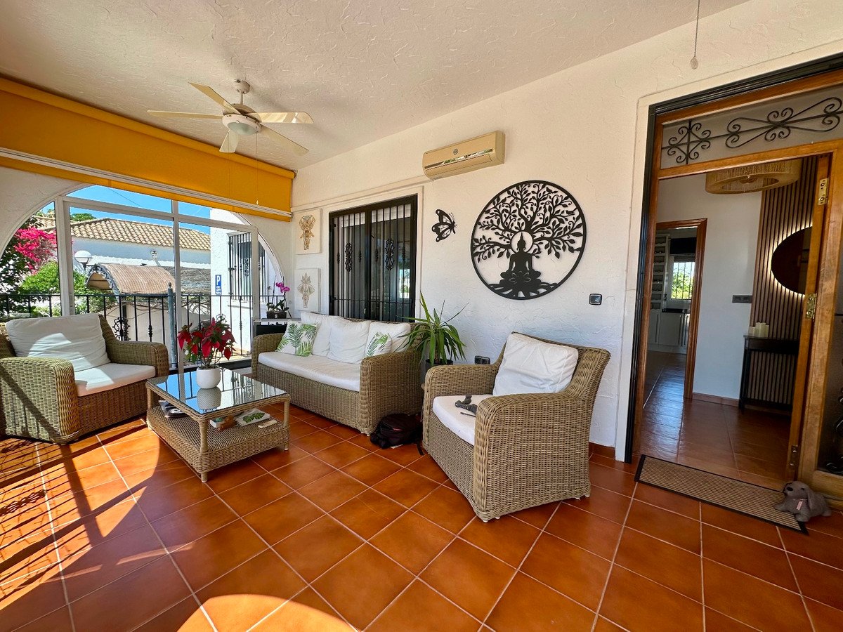 3 Bed Detached Villa in Catral