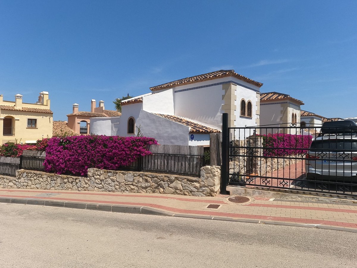 3 Bed Detached Villa in La Finca Golf