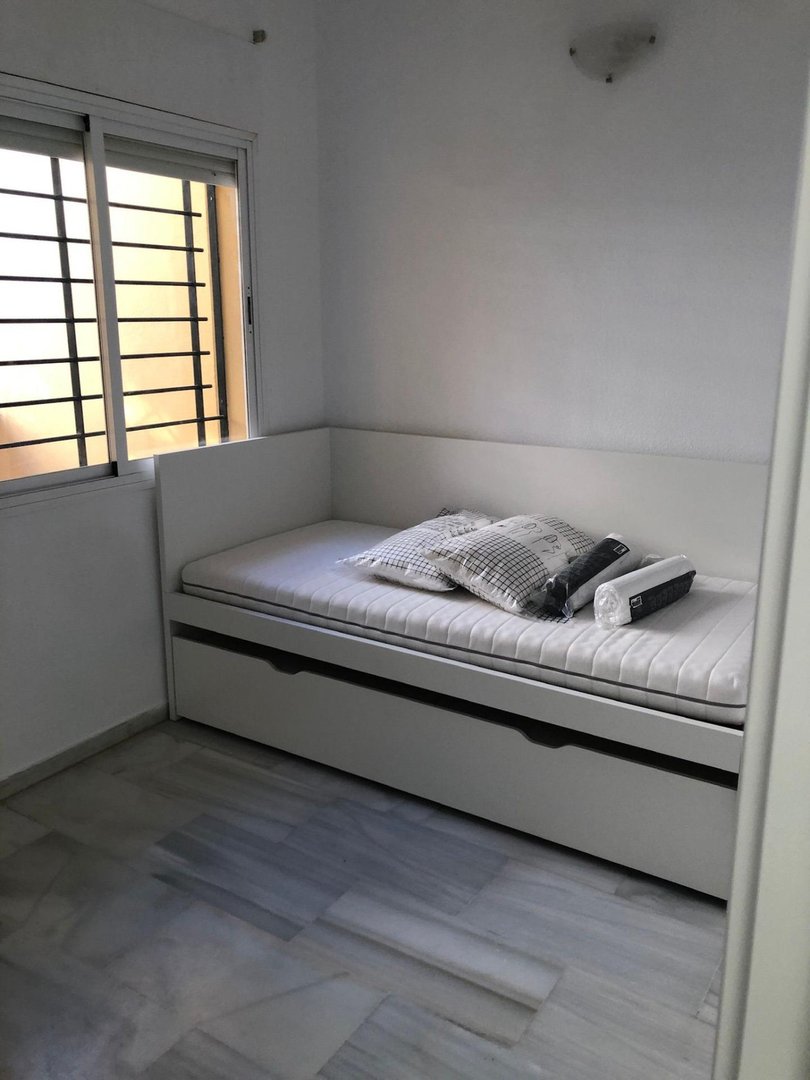 3 Bed Middle Floor Apartment in Málaga
