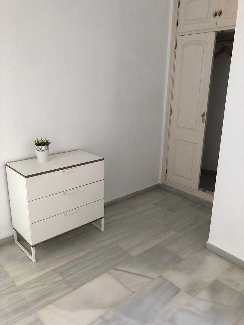 3 Bed Middle Floor Apartment in Málaga