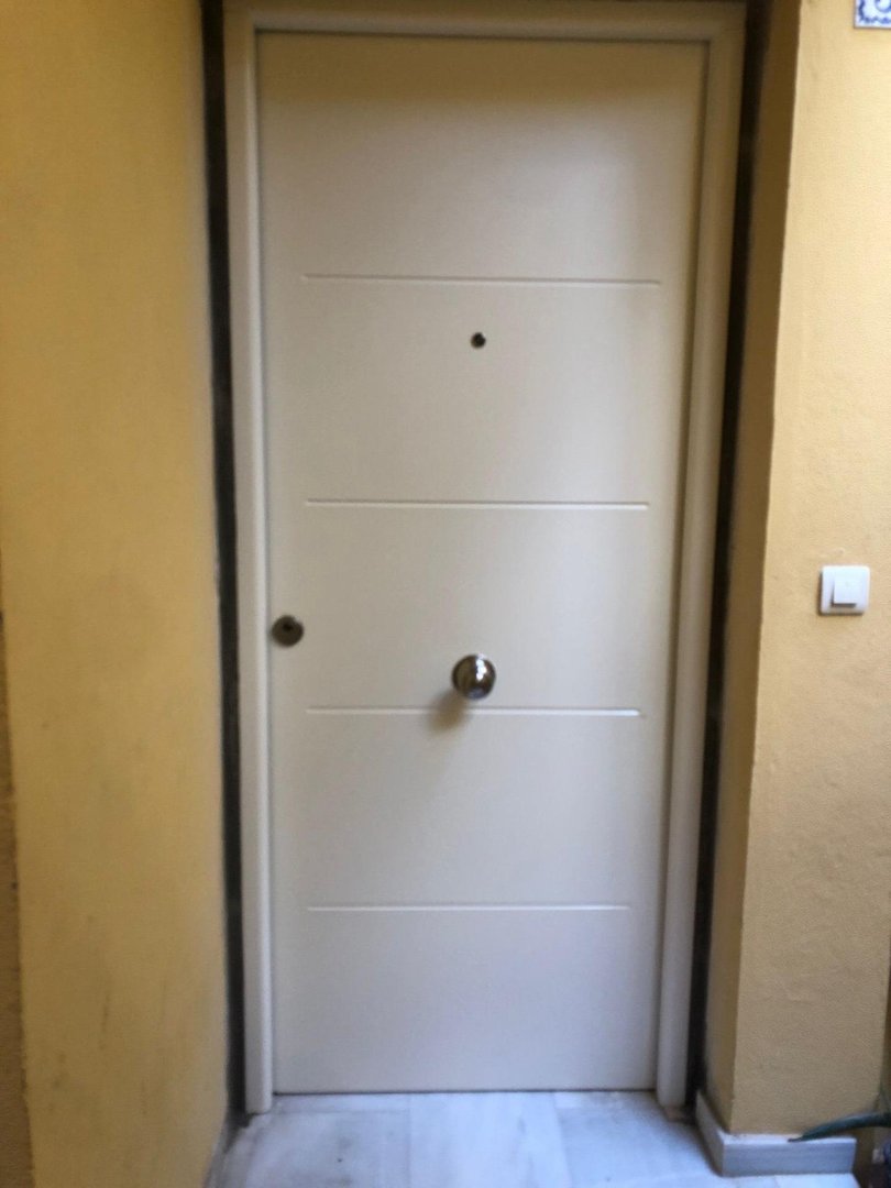 3 Bed Middle Floor Apartment in Málaga