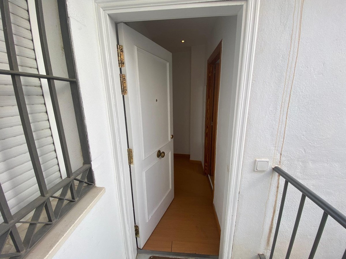 2 Bed Middle Floor Apartment in Málaga
