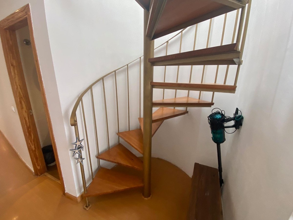 2 Bed Middle Floor Apartment in Málaga