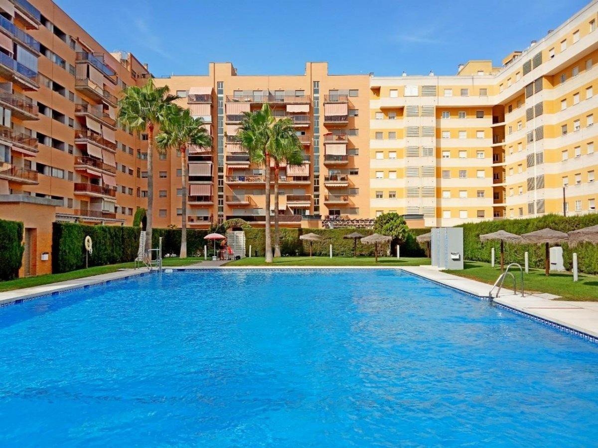 2 Bed Middle Floor Apartment in Málaga