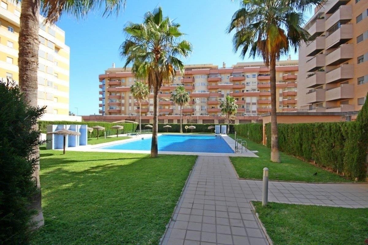 2 Bed Middle Floor Apartment in Málaga