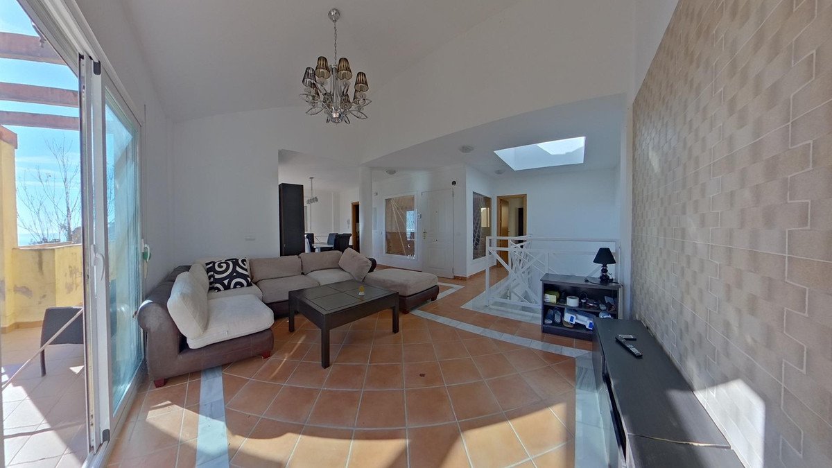 4 Bed Detached Villa in Torremolinos