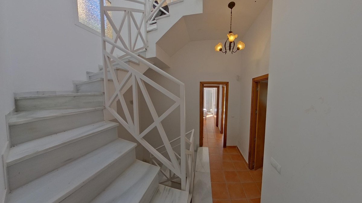 4 Bed Detached Villa in Torremolinos