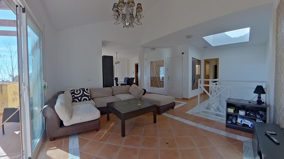 4 Bed Detached Villa in Torremolinos