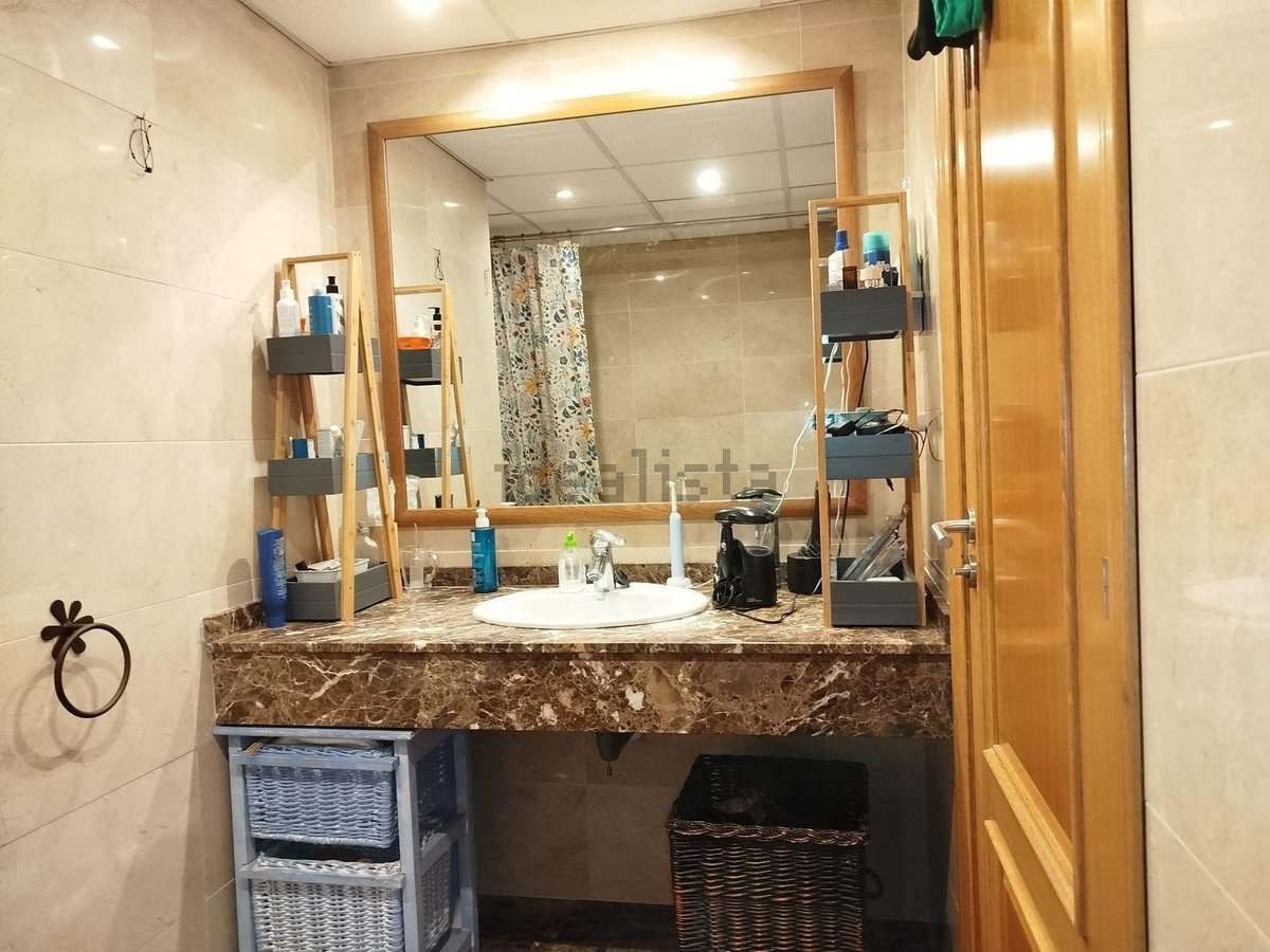 3 Bed Middle Floor Apartment in Málaga