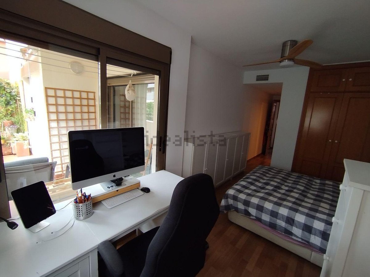 3 Bed Middle Floor Apartment in Málaga