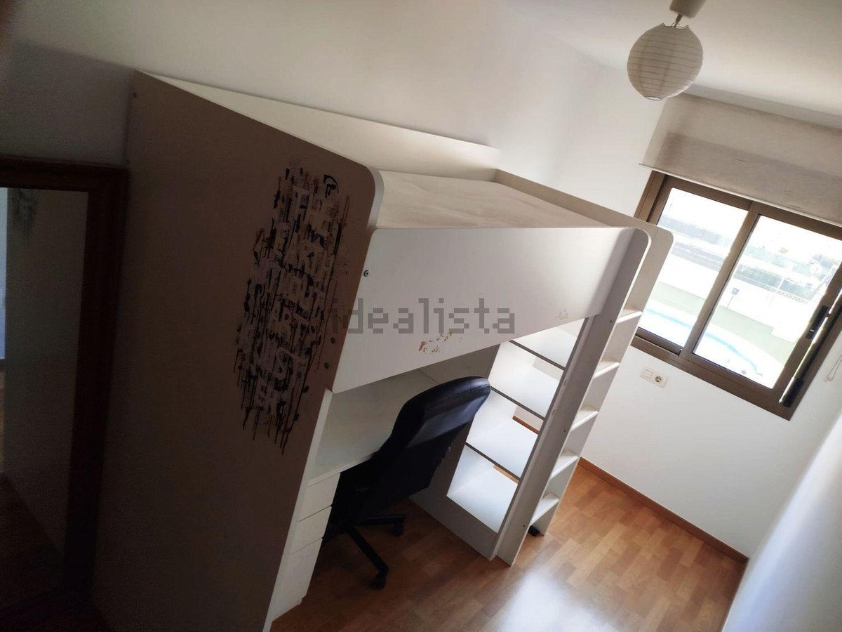 3 Bed Middle Floor Apartment in Málaga