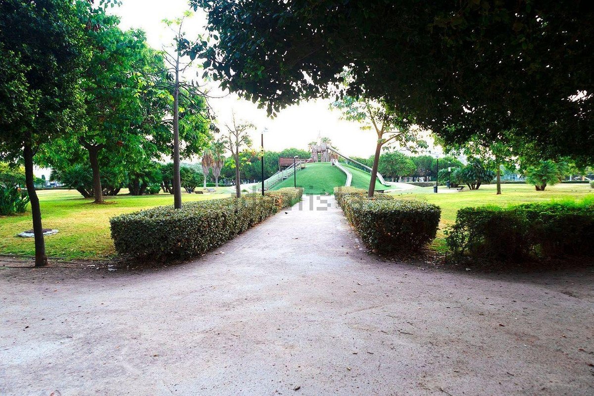 3 Bed Middle Floor Apartment in Málaga